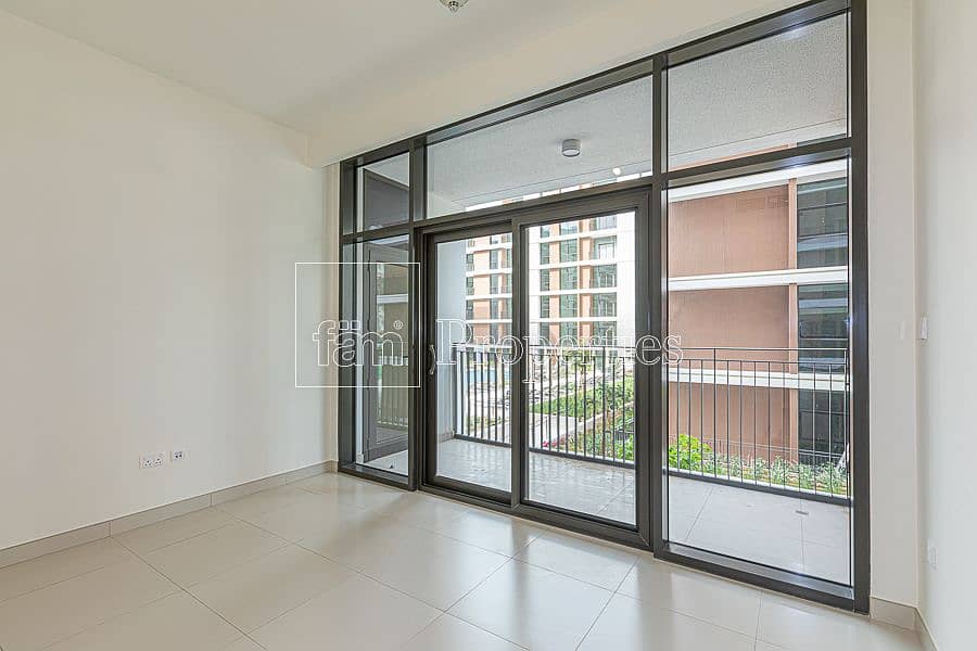 Brand New 2 Bed Apartment! Vacant!