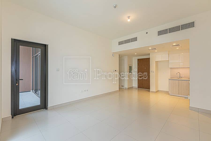 7 Brand New 2 Bed Apartment! Vacant!
