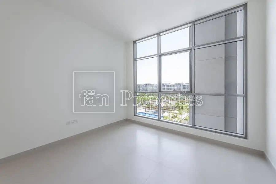5 Acacia - Pool and Park View - 2 Bed - For Sale