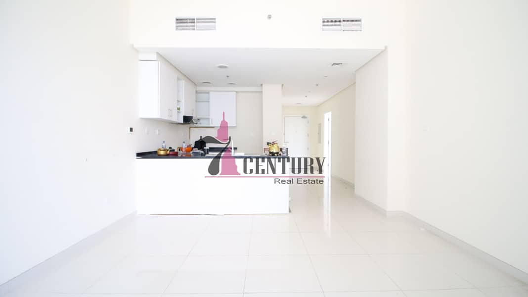 1 Spacious 1 Bedroom Apartment | For Rent | Community View