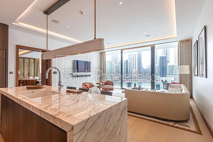 2 Luxury waterfront living with stunning views of BK