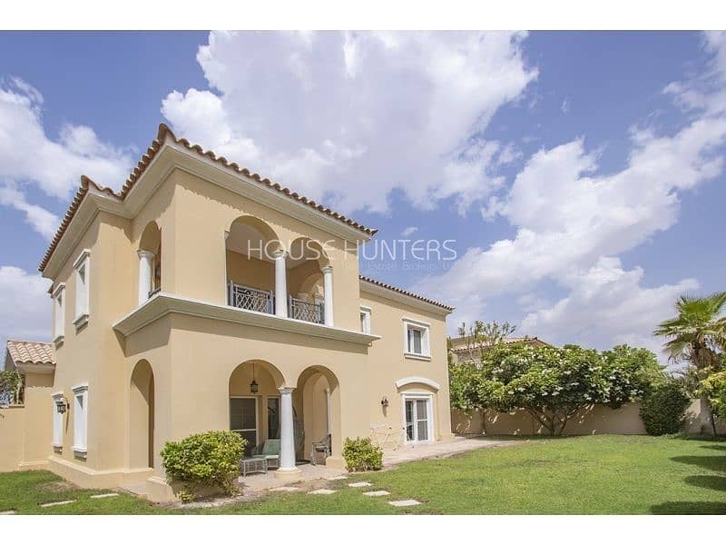 Single Row A2| Vacant| Must View| Amazing Villa