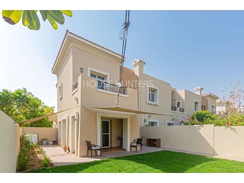 Pretty Villa|Located on large corner plot|Al Reem