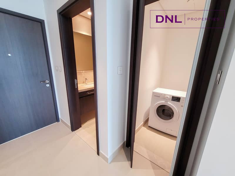 16 Connected to Dubai Mall | SPACIOUS LAYOUT