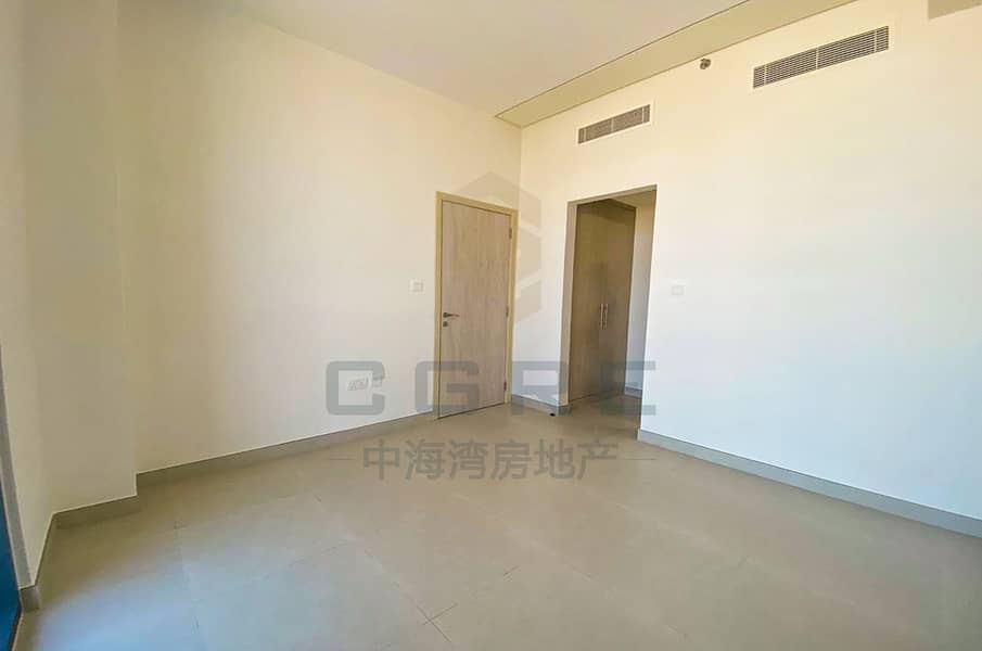 6 Brand New | 1 BR Apartment | Stunning View
