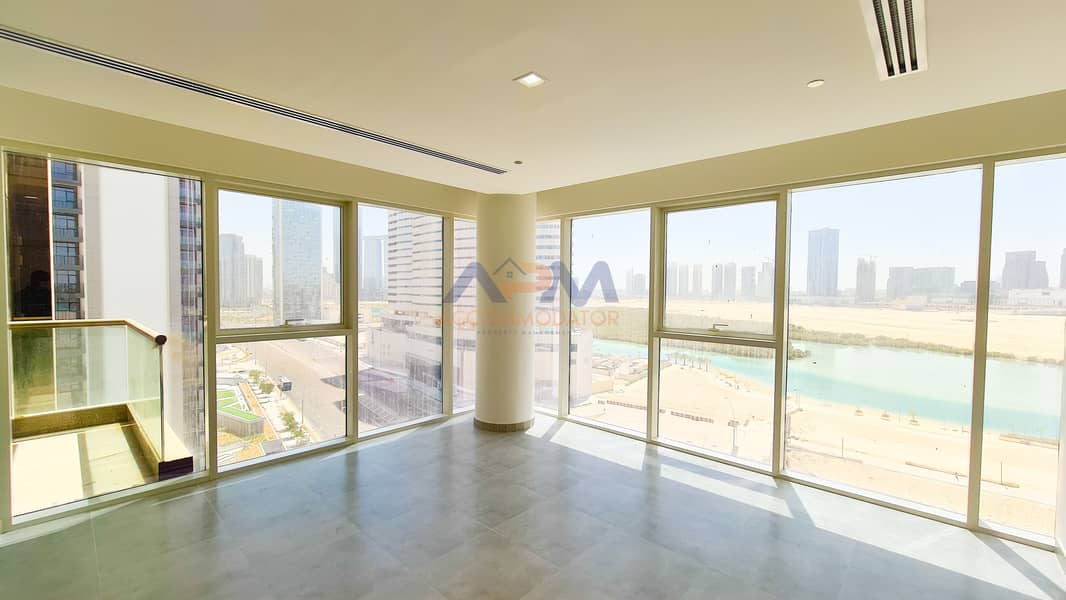 Sea View ! Brand New 3 Bed Apartment + Balcony.