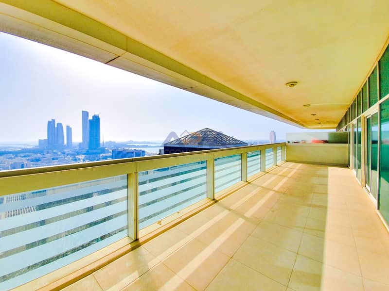 Inspiring | Balcony Sea View | Huge Layout