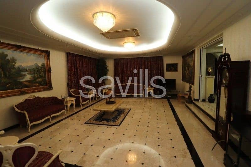 7 Airy villa Large plot Big swimming pool