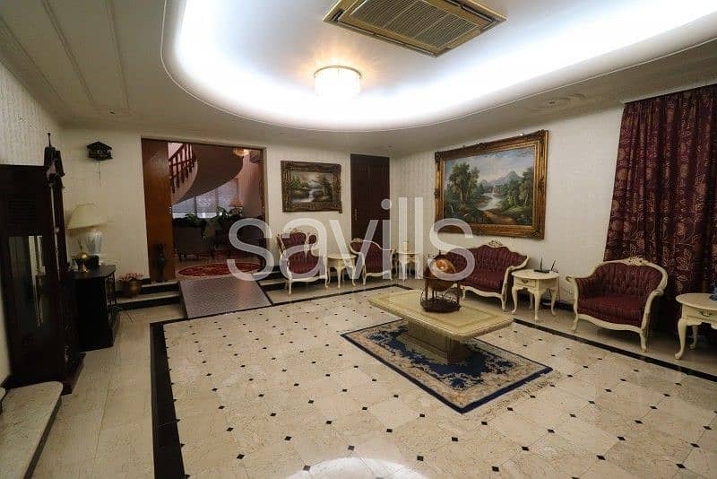 35 Airy villa Large plot Big swimming pool