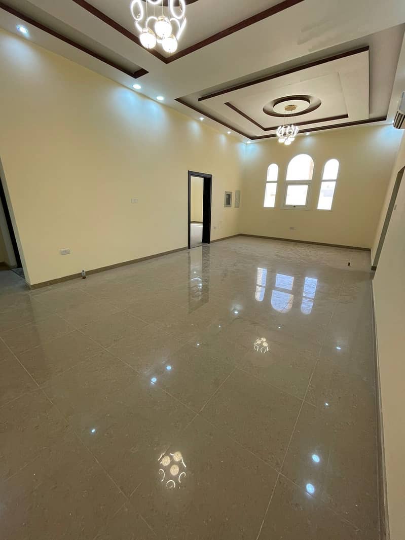 Квартира в Аль Шамха, 3 cпальни, 60000 AED - 5443192