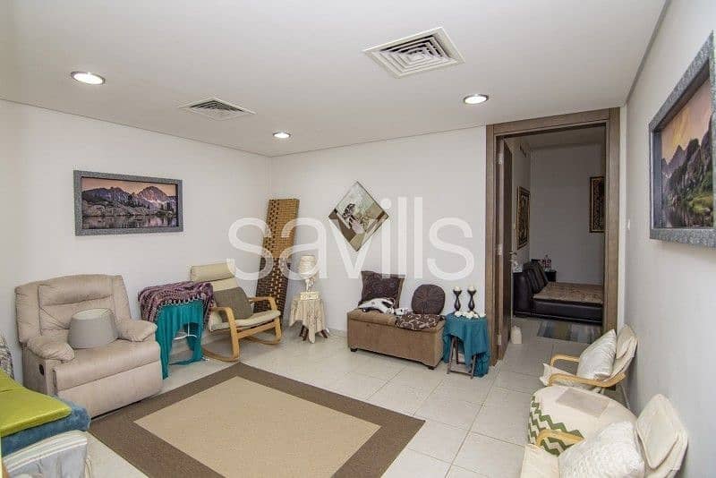7 Furnished 6 BR upgraded villa with fountain