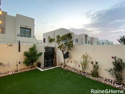 4 Bedroom Townhouse for Sale in Reem, Dubai - Best Location Beautiful Design 4Bedroom Townhouse