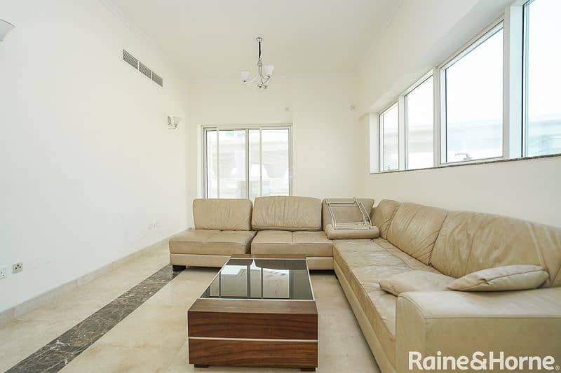 Spacious+Terrace | Open View | Easy Connectivity Spacious+Terrace | Open View | Easy Connectivity