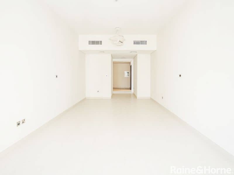 3 Spacious & Bright|2 BR High Floor |Canal View
