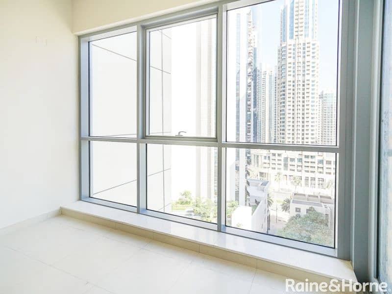 7 Spacious & Bright|2 BR High Floor |Canal View