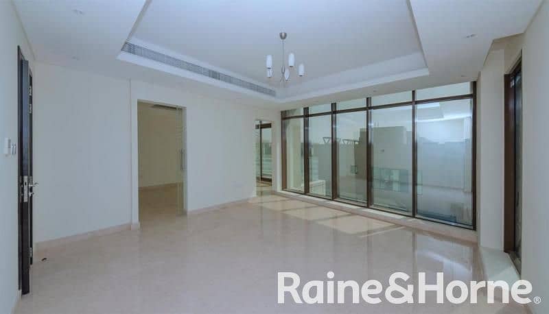 4 High Ceiling | Spacious | Private Elevator