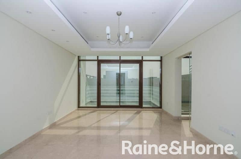 6 High Ceiling | Spacious | Private Elevator