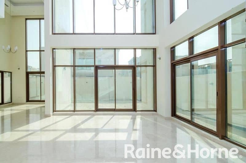 9 High Ceiling | Spacious | Private Elevator