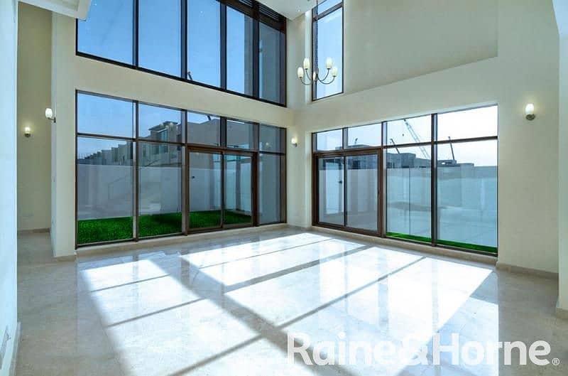 14 High Ceiling | Spacious | Private Elevator