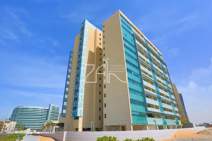 High-Floor 3BR Large Layout Apt With Rental Refund