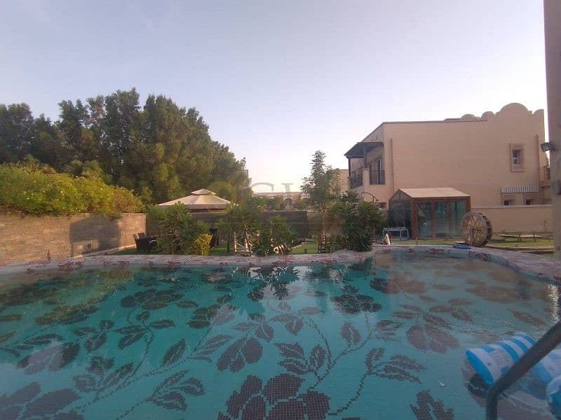 2 Private Pool | Upgraded | Vacant on Transfer |