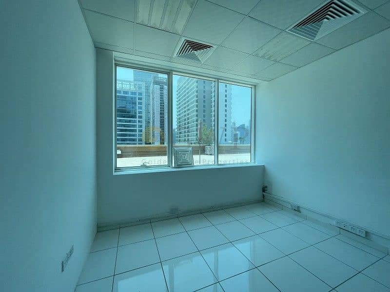 14 Fitted Office with partitions in Business Bay . . . .