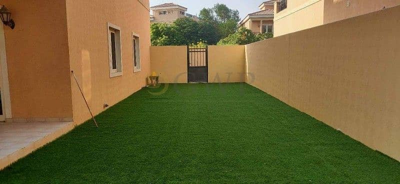 5 Mazaya A2 | 5beds with Maids Room  | Private Pool |Centro area