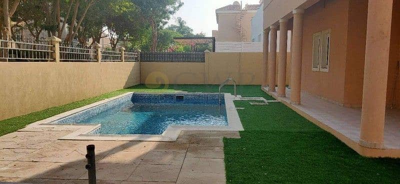 6 Mazaya A2 | 5beds with Maids Room  | Private Pool |Centro area