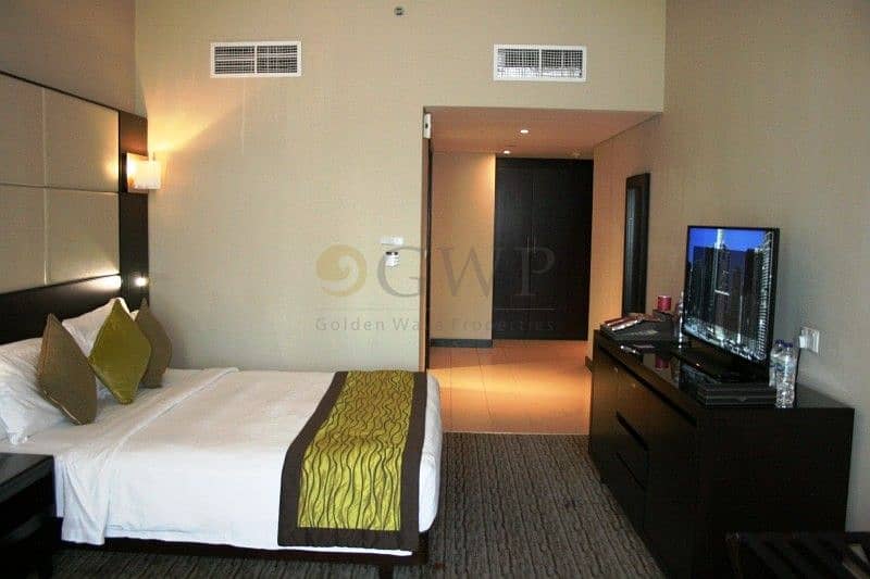 Furnished Studio apt I Spacious layout I SZR View Furnished Studio apt I Spacious layout I SZR View