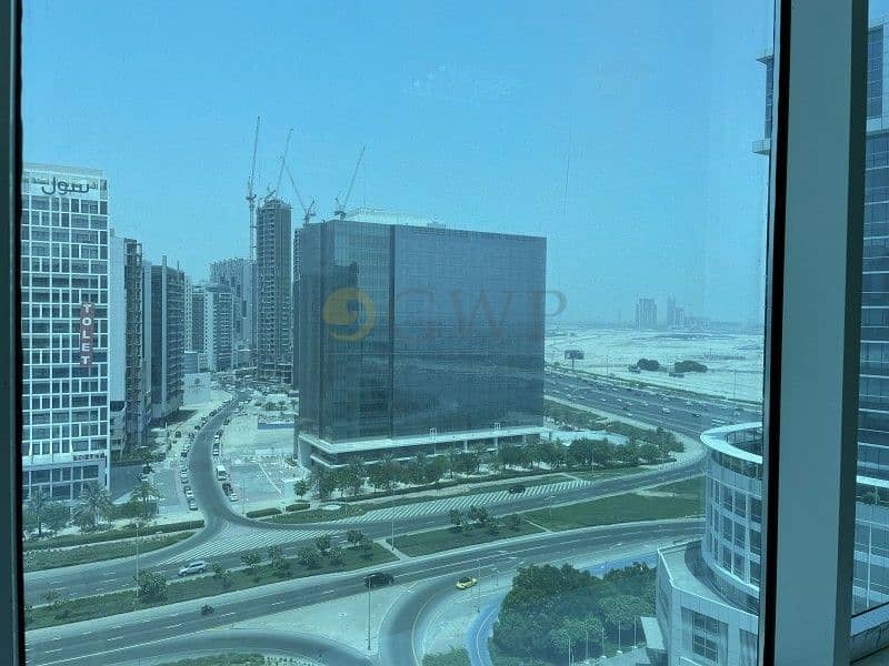6 Huge Fitted office with 5-partition in Business Bay