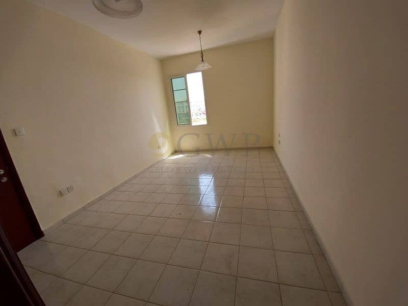 5 Rented AED 28