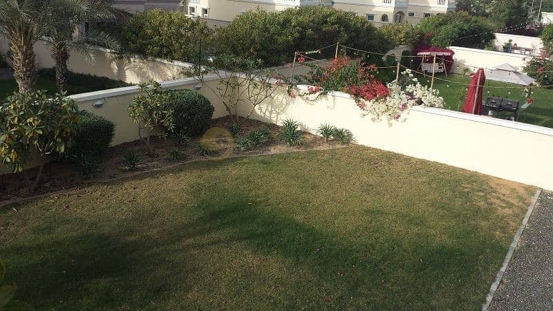 10 Well Kept | Fully Landscaped | Facing Park