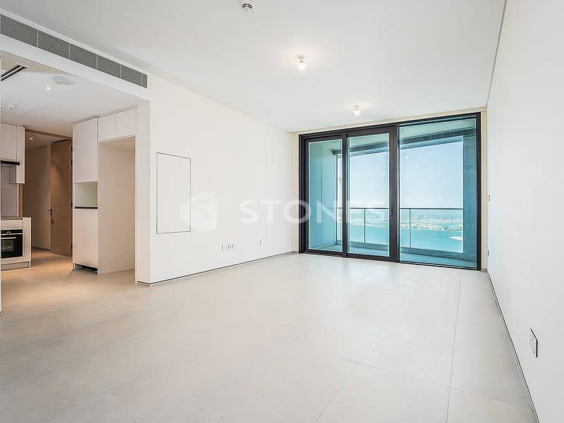 5 Luxury Apartment with Beautiful Sea View