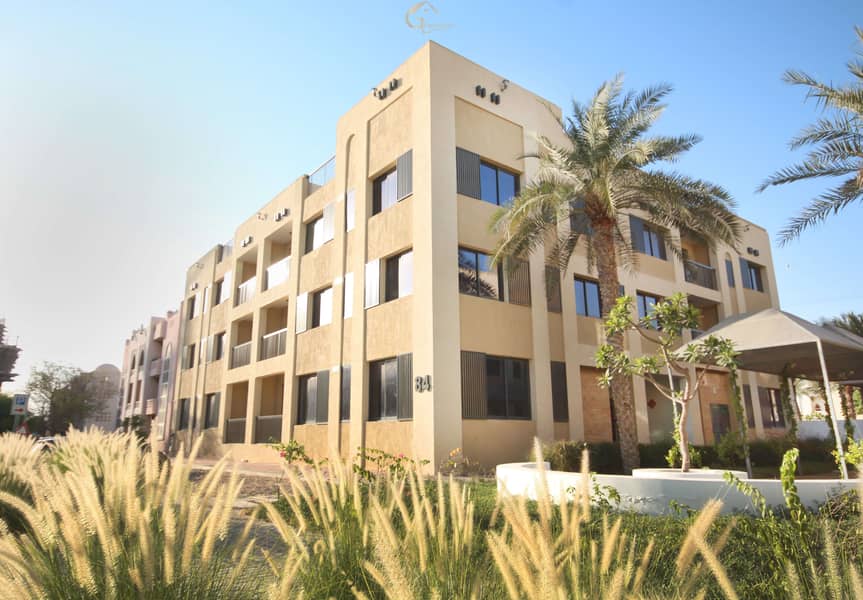 مبنى سكني في إيوان ريزيدنس 1،ایوان ریزیدنس،مجمع دبي للاستثمار 12 غرف 5999998 درهم - 5333046