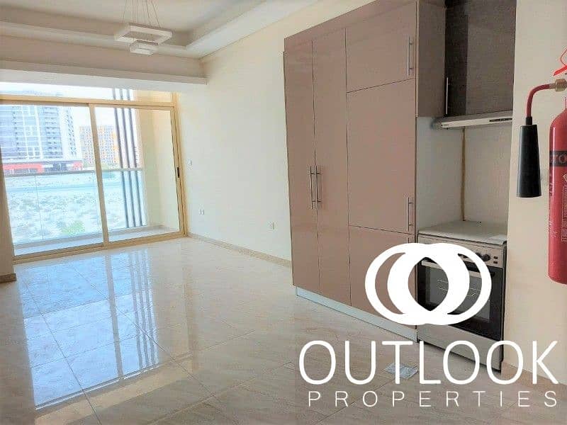 6 New Studio + Balcony | Great Views | Samana Greens