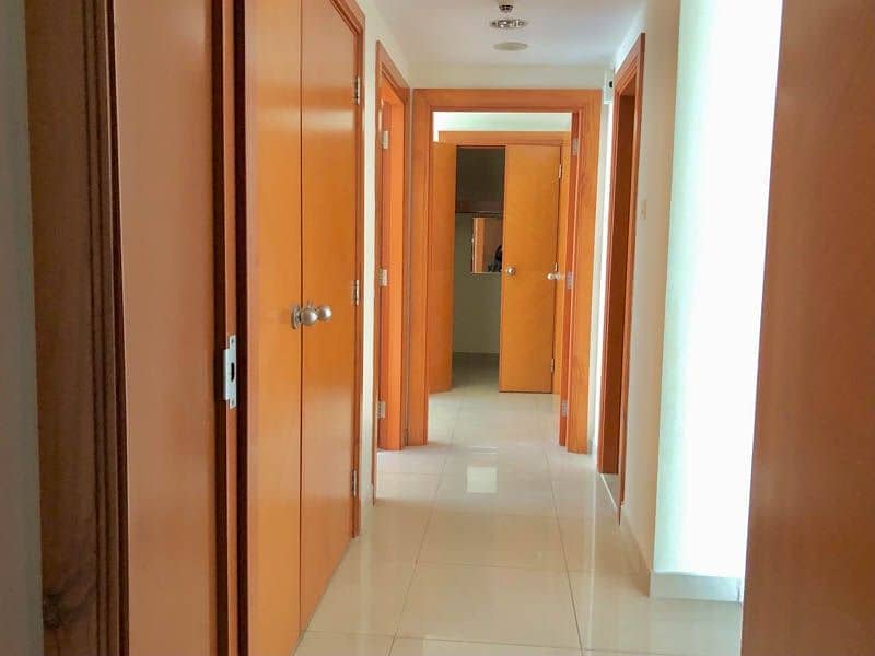 4 2 BR | Burj Khalifa View | Prime Location