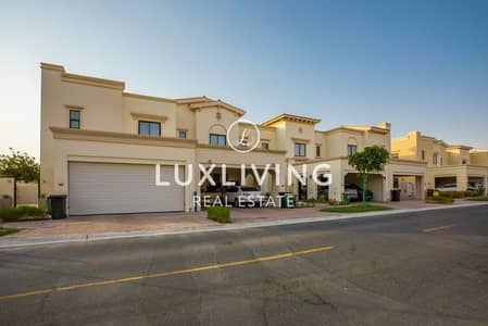 3 Bedroom Villa for Sale in Reem, Dubai - Exclusive | Fully Upgraded Flooring | Single Row
