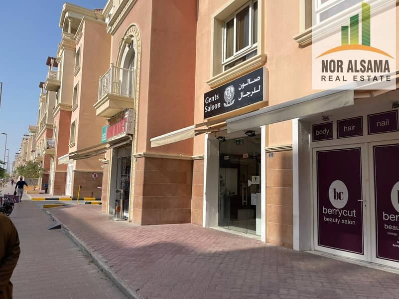 Retail shop 700 sq ft in JVC for sale @ 890000