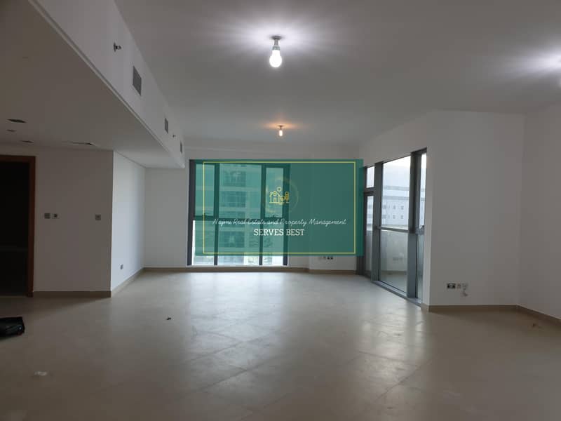 1 Month Free!No Commission!Big Layout!Balcony!2 Bed in Murjan Tower Danet Area