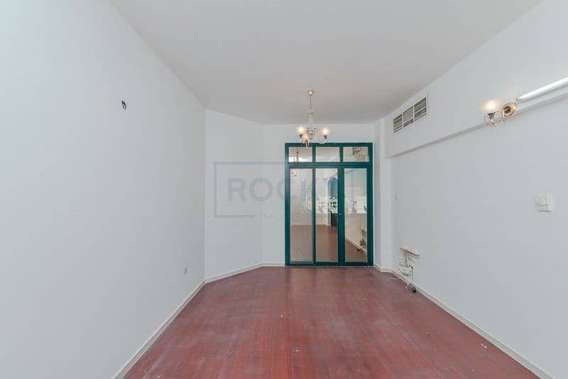 10 Gorgeous 2 B/R with Central Split A/C and Parking | Deira