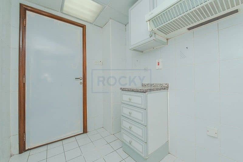 11 Gorgeous 2 B/R with Central Split A/C and Parking | Deira