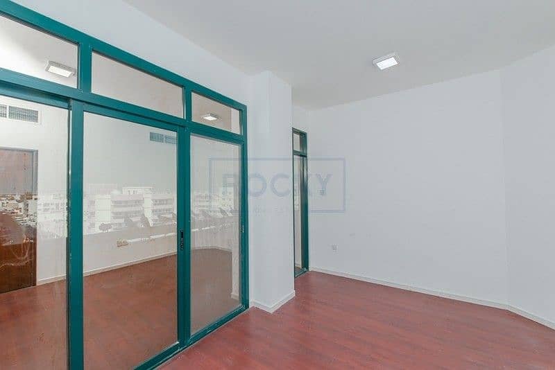20 Gorgeous 2 B/R with Central Split A/C and Parking | Deira