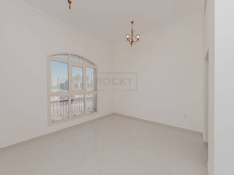 20 Gorgeous Semi Independent 4 B/R Villa | Private Pool | Jumeirah 1st