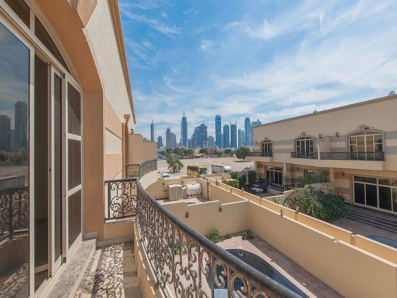 28 Gorgeous Semi Independent 4 B/R Villa | Private Pool | Jumeirah 1st