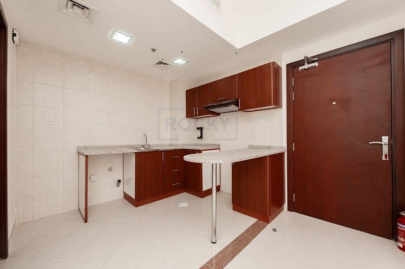 7 Gorgeous Studio with Balcony and  Covered Parking | International City