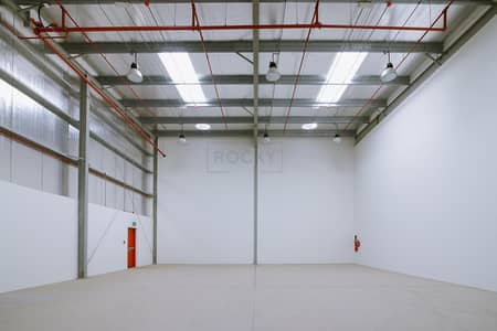 Warehouse for Rent in Saif Zone (Sharjah International Airport Free Zone), Sharjah - Spacious Warehouse Available for Lease in Saif Zone | Sharjah