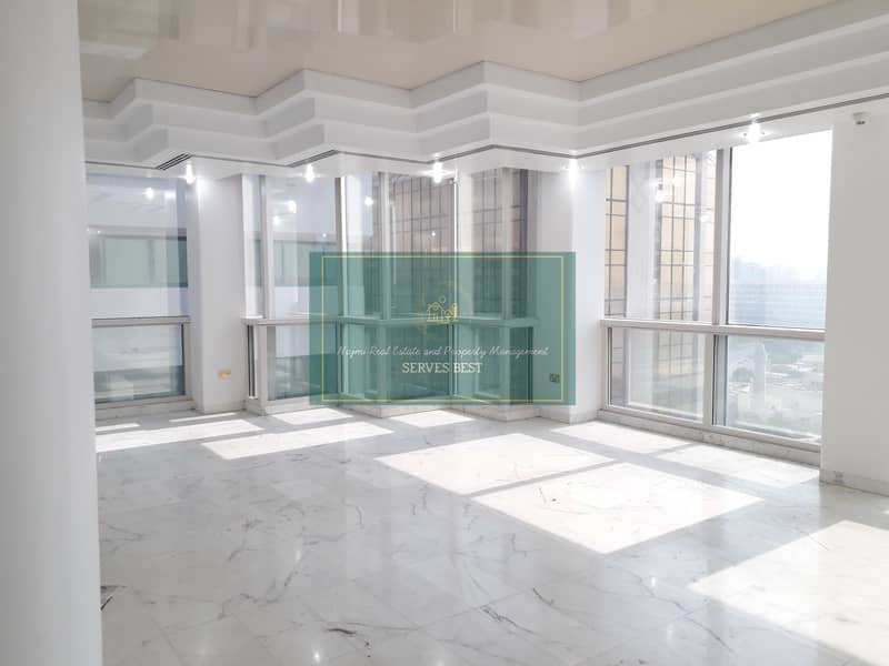Huge Apt on Corniche with All Facilities