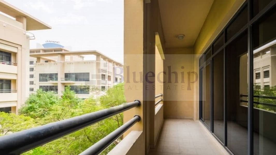 8 Investors Deal/3 BHK Laundry/chiller free