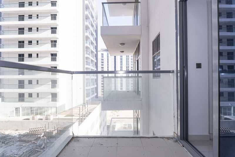 7 Large|New Building|Rented|balcony|Good Quality.