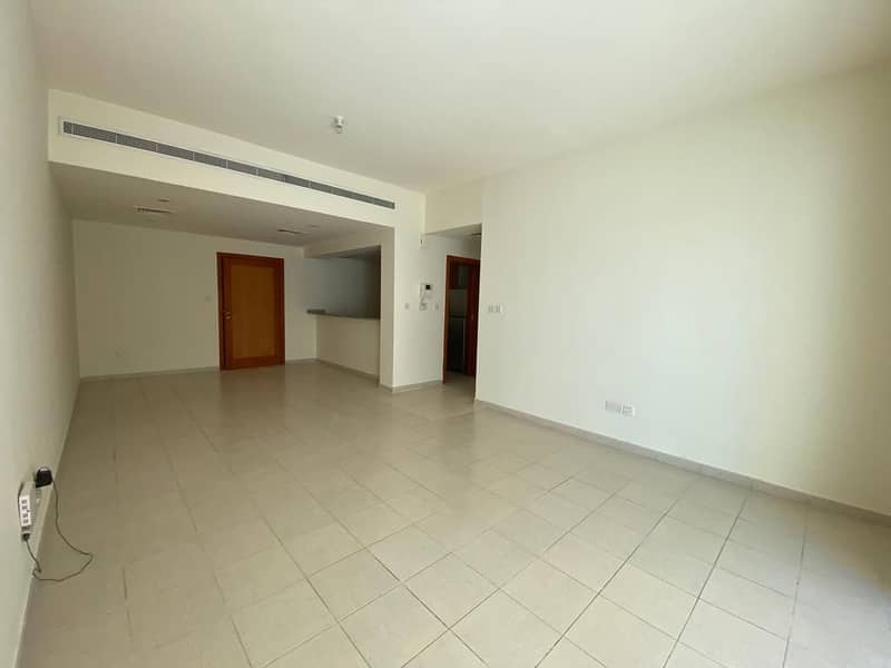 7 1 BHK / Immaculate / Vacant